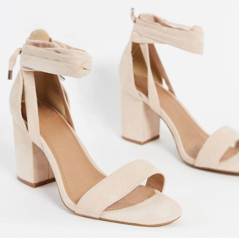 ASOS 10w pink faux suede chunky heel shoes